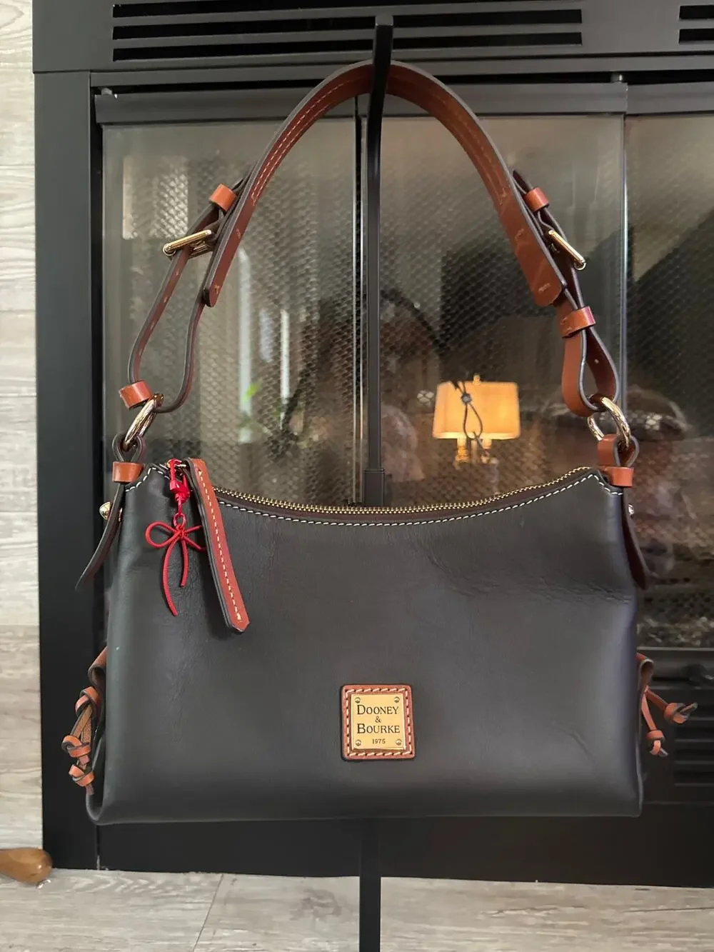 Dooney & Bourke leather black Penrose hobo bag purse petite shoulder carry